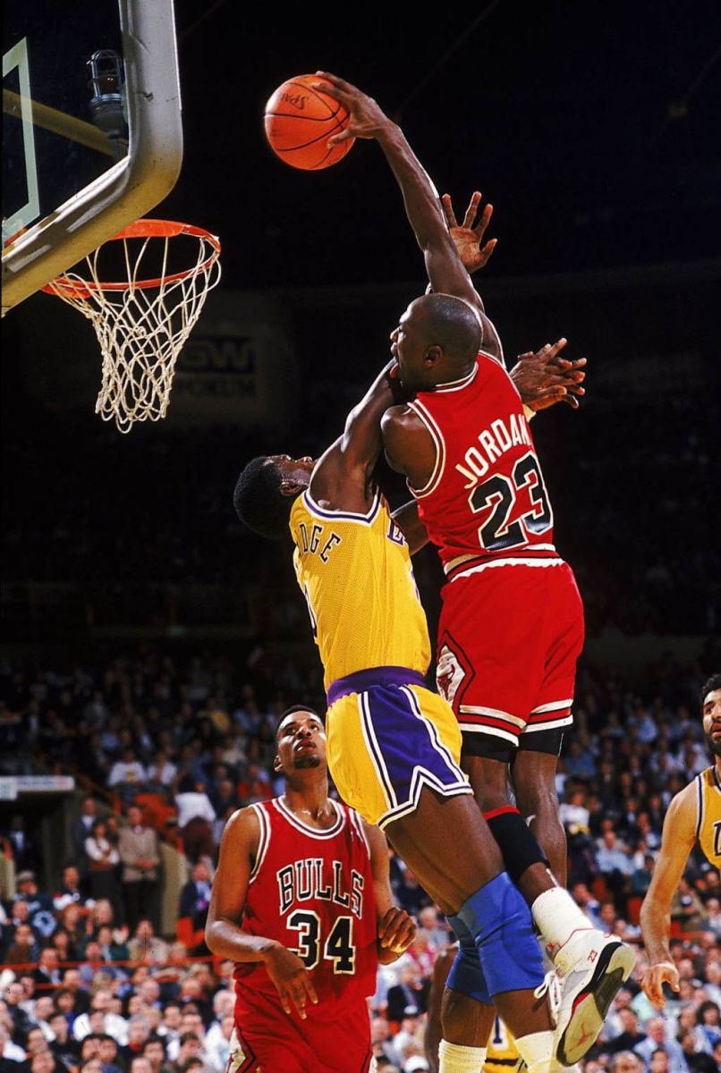 jordan wearing fire red 5