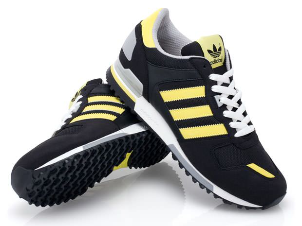 adidas Originals ZX700