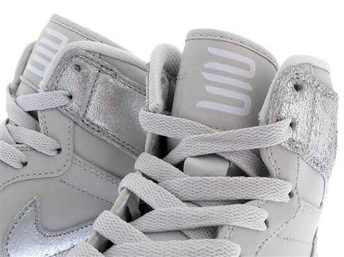 Jordan 1 deals silver anniversary