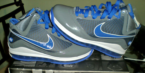 Nike Air Max LeBron Grey/Varsity Blue Sample