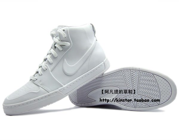 Nike Air Royal Mid White