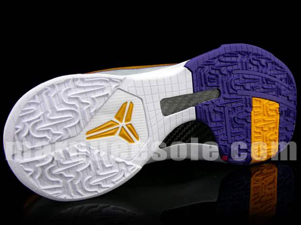 Nike Zoom Kobe V "Home" 