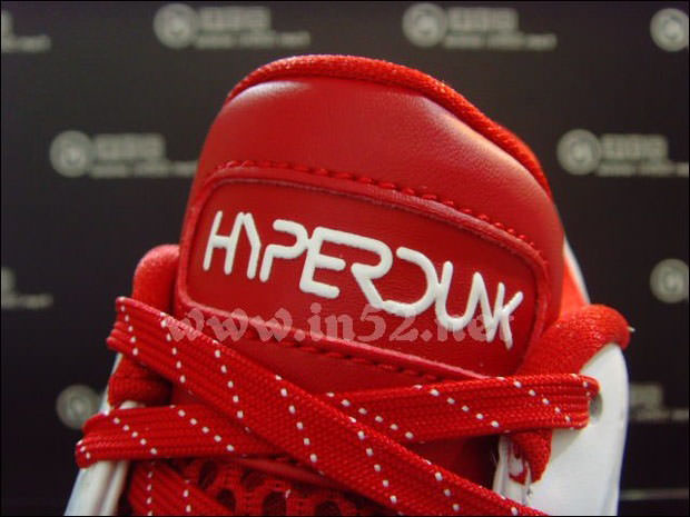 Nike Hyperdunk Low Aaron Brooks PE "Home"