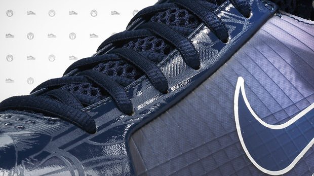 Nike iD Hyperdunk UConn PE