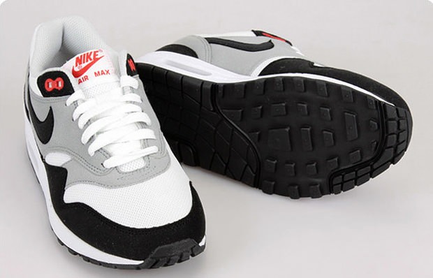 Nike Air Max 1 Black/Black-White-Matte Silver