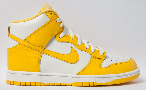 nike dunks high yellow