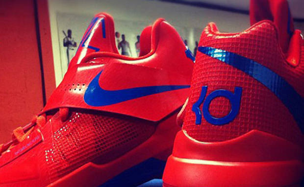 Nike Zoom KD IV Bright Red/Blue Sample