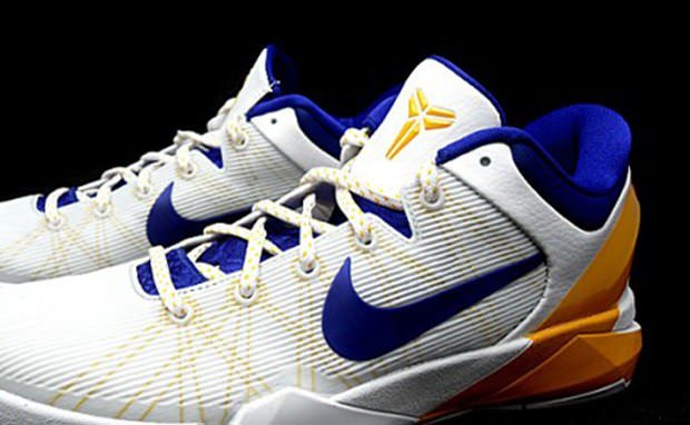 Kobe 7 deals del sol