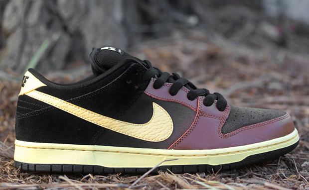 Nike SB Dunk Low