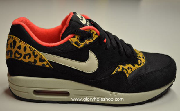 nike airmax 1 leopard