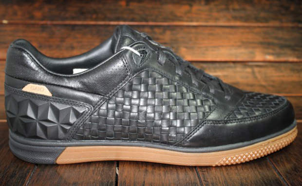 Nike5 Streetgato Woven Black/Medium Brown