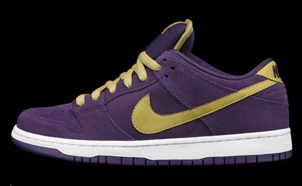 Nike SB Dunk Low "Quasar Purple"
