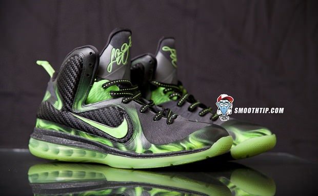 Nike LeBron 9 ?ParaNorman? Custom