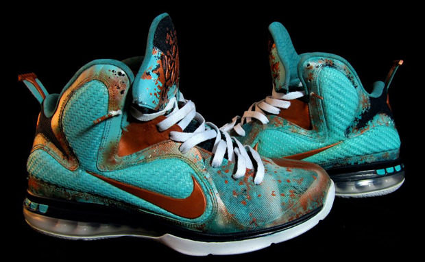 Nike LeBron 9