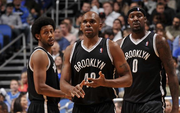 Kicks On Court Jerry Stackhouse Debuts His FILA Stackhouse Retro CdsprovidenciaShops fila 2019 boveasorus grey