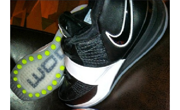 Nike Zoom Revis "Brooklyn Nets"