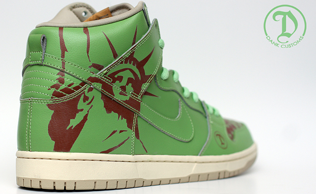 Nike SB Dunk High "Statue of Liberty" Custom