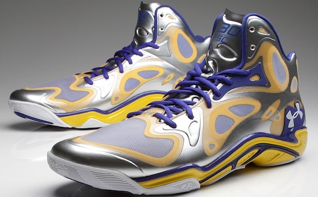 under-armour-anatomix-spawn-stephen-curry-silver-pe-2