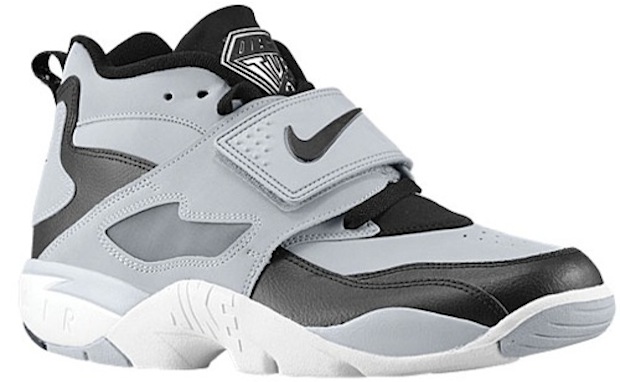 nike-air-diamond-turf-wolf-grey