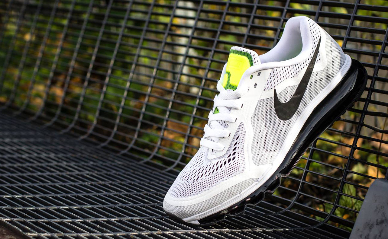 white 2014 nike air max