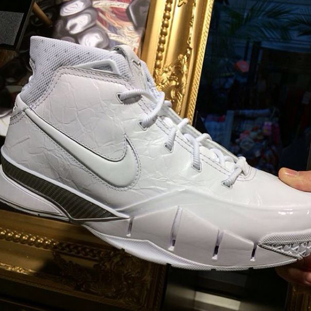 kobe shoes all white