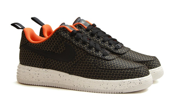 undefeated-x-nike-lunar-force-1-2