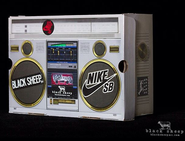 Black Sheep x Nike SB Dunk High Box
