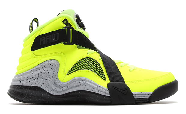 Nike Lunar Raid Volt Black