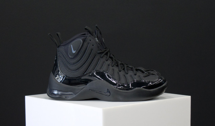 Nike Air Bakin Blackout