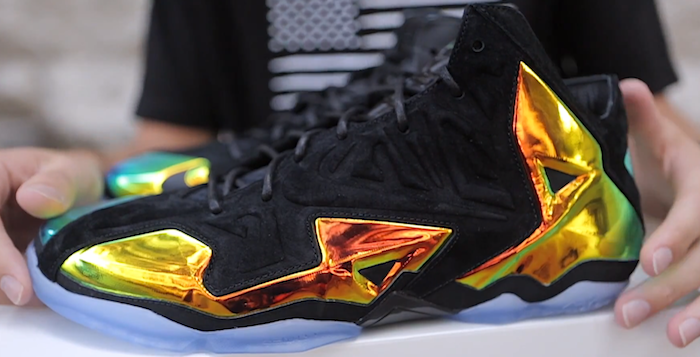 Nike-LeBron-11-EXT-QS-King's-Crown-Unboxing