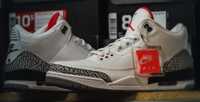 Jordan 3 deals clear sole