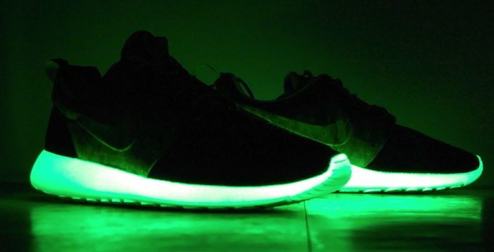 Nike-Roshe-Paranorman-Custom-1