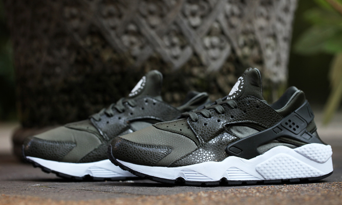 khaki huaraches