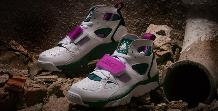 Nike air trainer huarache dark emerald sales
