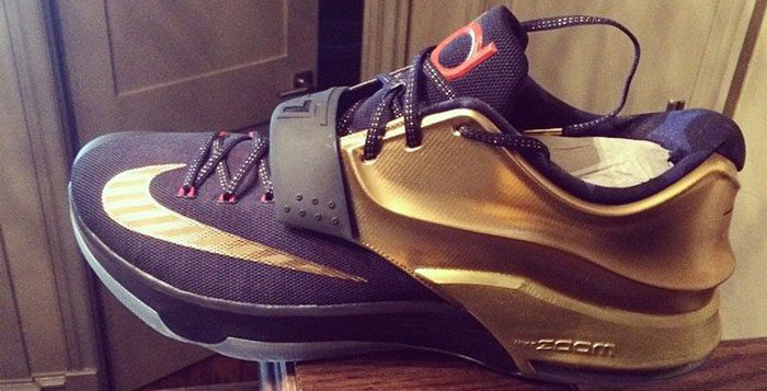 Kevin Durant Unveils New Nike KD 7 Colorway