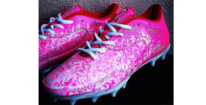 Arian-Foster-Custom-Cleats