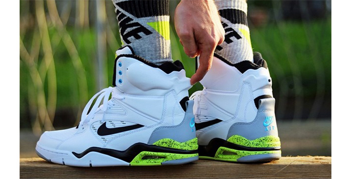 nike air command force retro