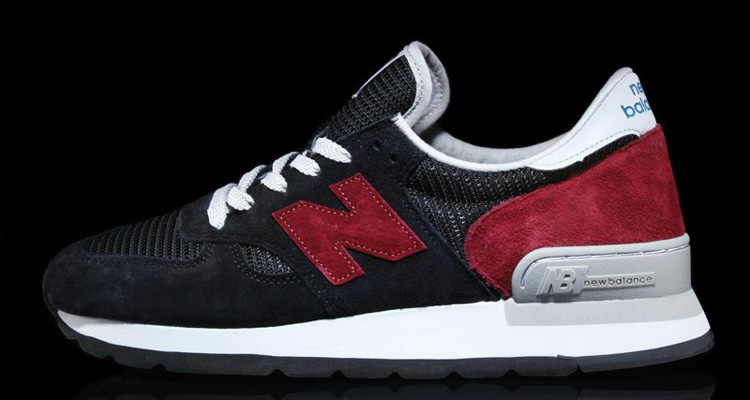 New Balance 990 Black Red