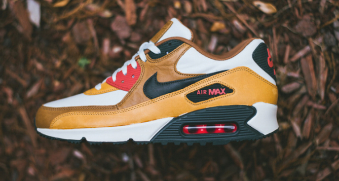 Nike Air Max 90 Escape Another Look