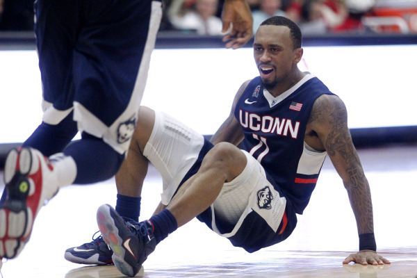 Ryan-Boatright-Nike-LeBron-12-Uconn-PE