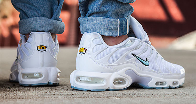 nike air max plus white on feet