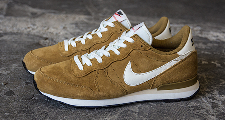 nike internationalist tan