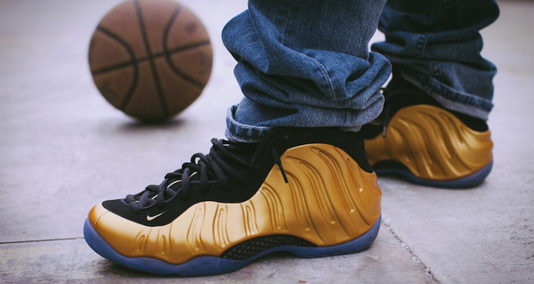 nike air foamposite one gold