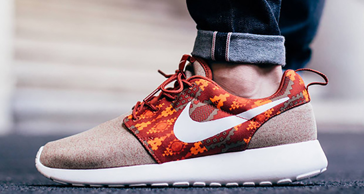 aztec nike roshe