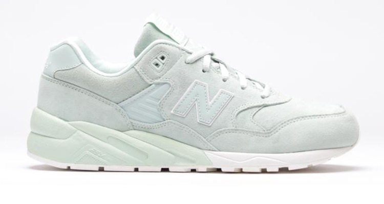 Salehe chose a lesser-known style from the New Balance archives