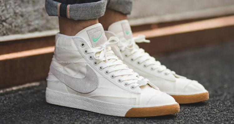 nike blazer beige