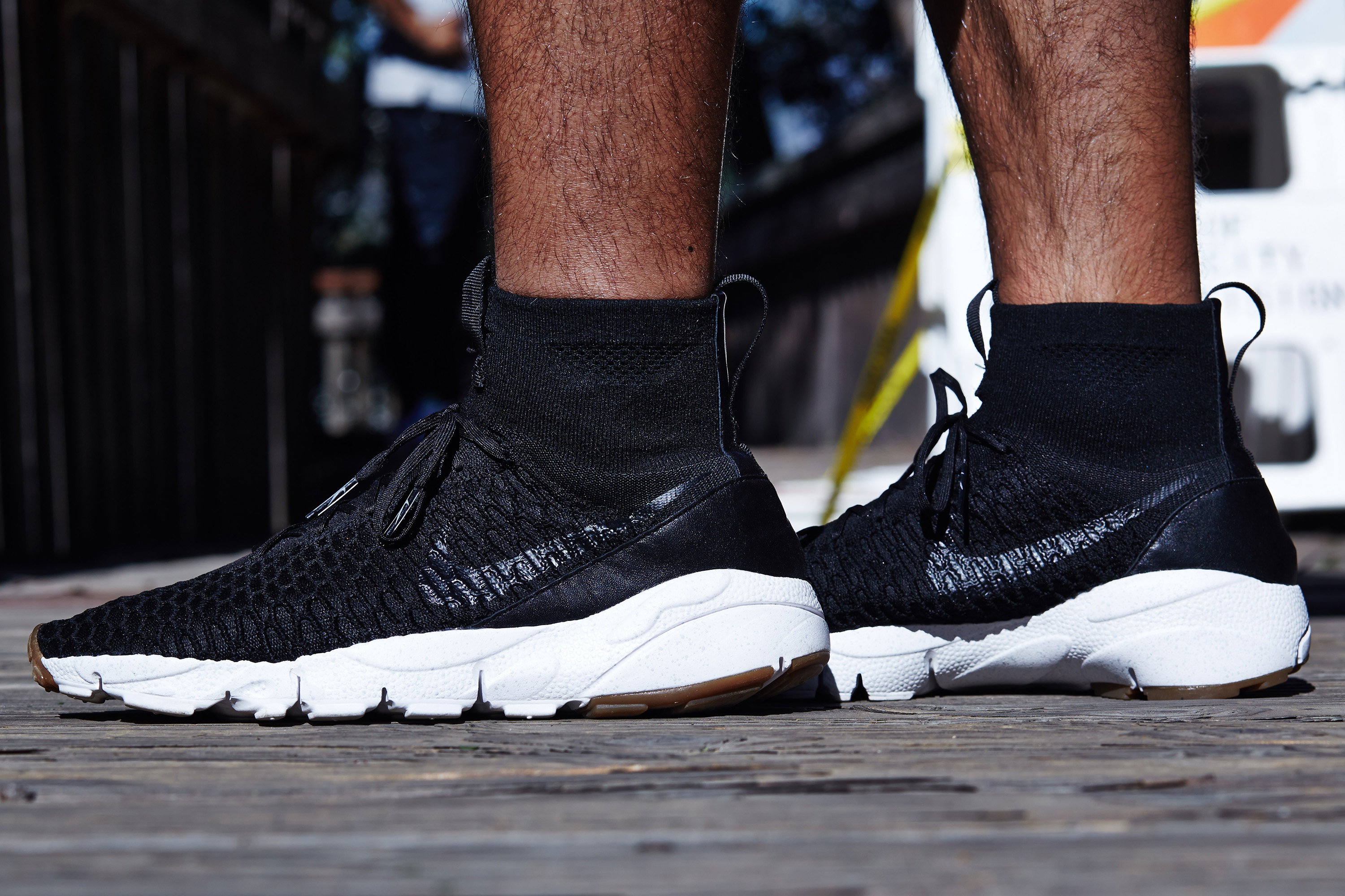 nike air footscape on feet