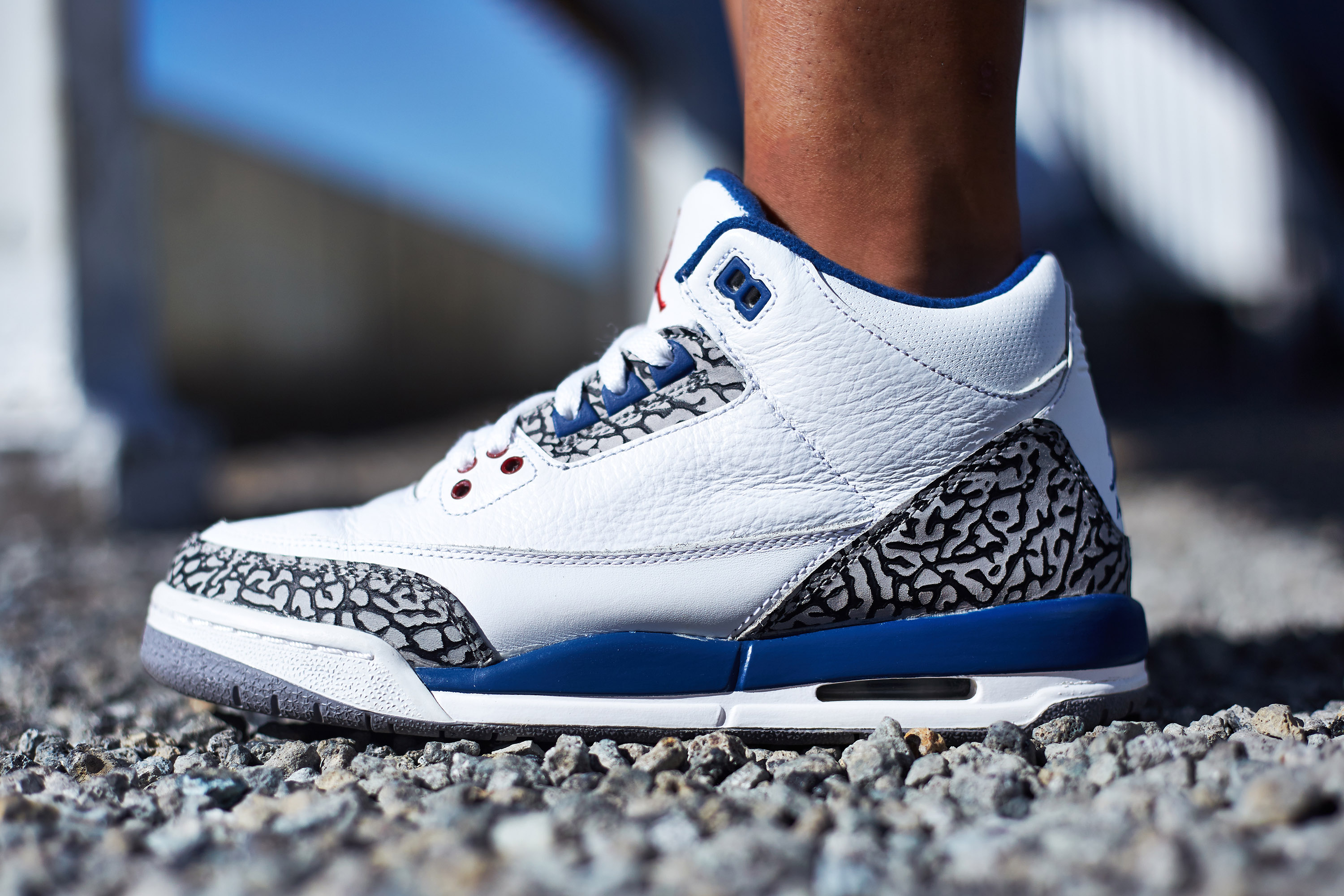 jordan true blue 3 on feet