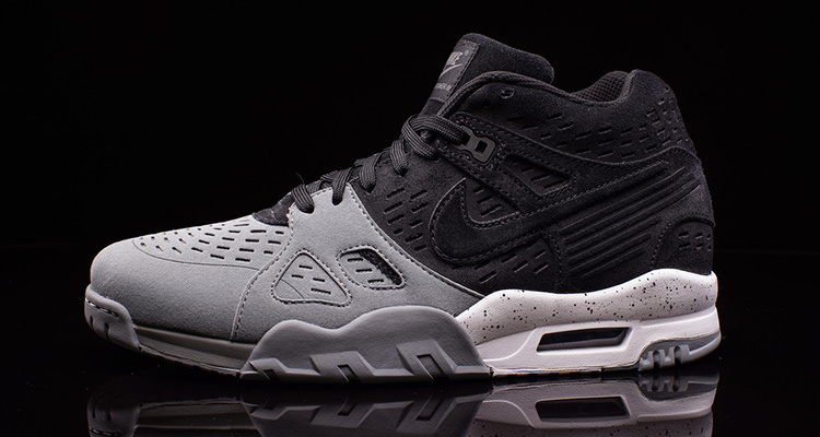 nike air trainer 3 bo jackson