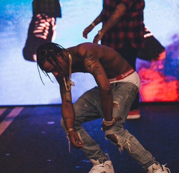 Travis scott supreme jordan on sale